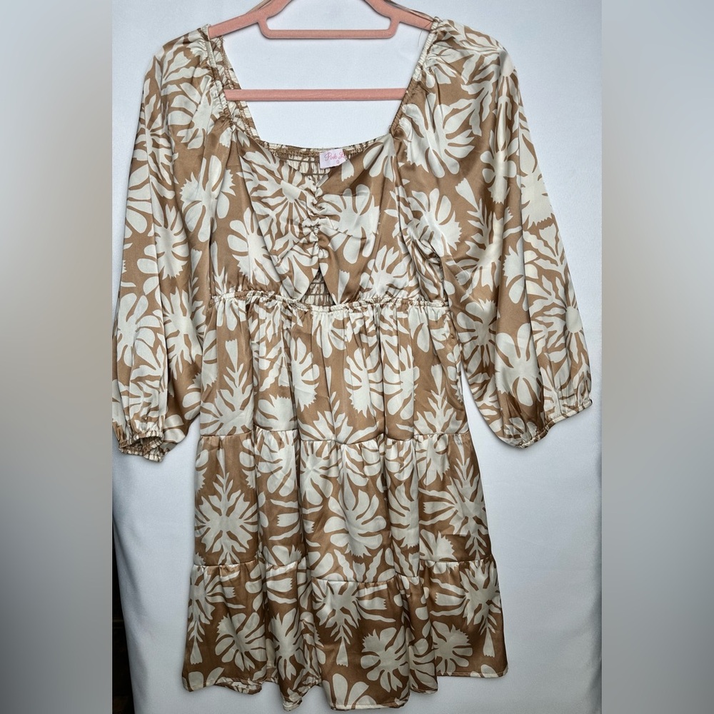 Boho Fall Floral Light Brown & Cream 3/4 Sleeves with Cutout Detail Dress Small